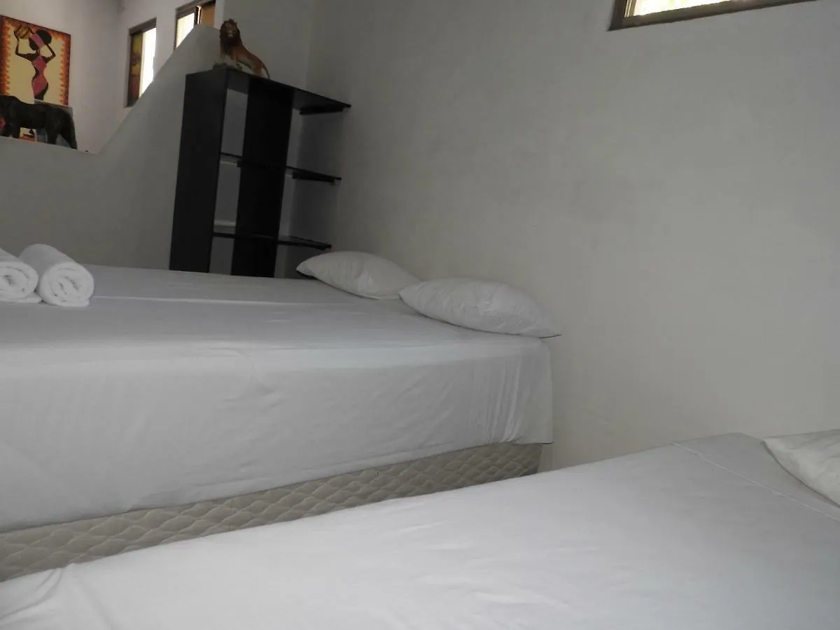 Easy Hotel بلايا ديل كارمن